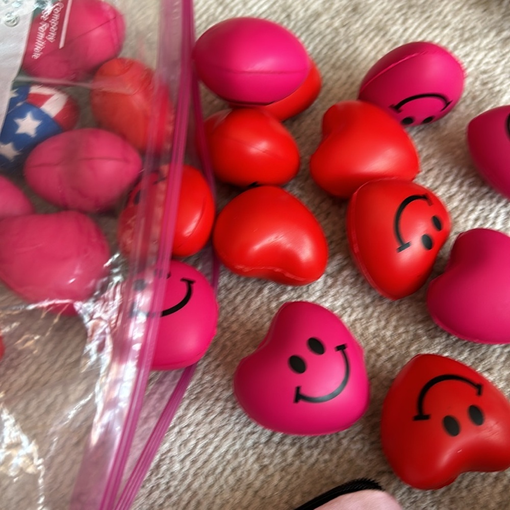 Ball/hearts/pouch bundle - Picture 6 of 6